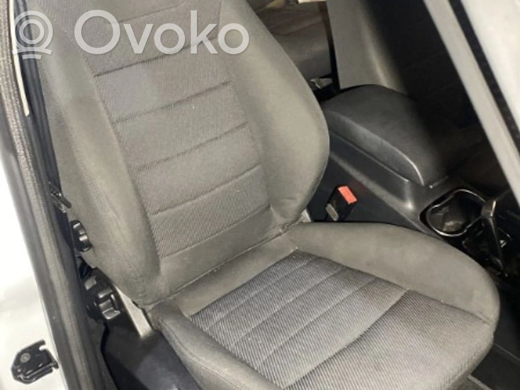 Ford S-MAX Etumatkustajan istuin 