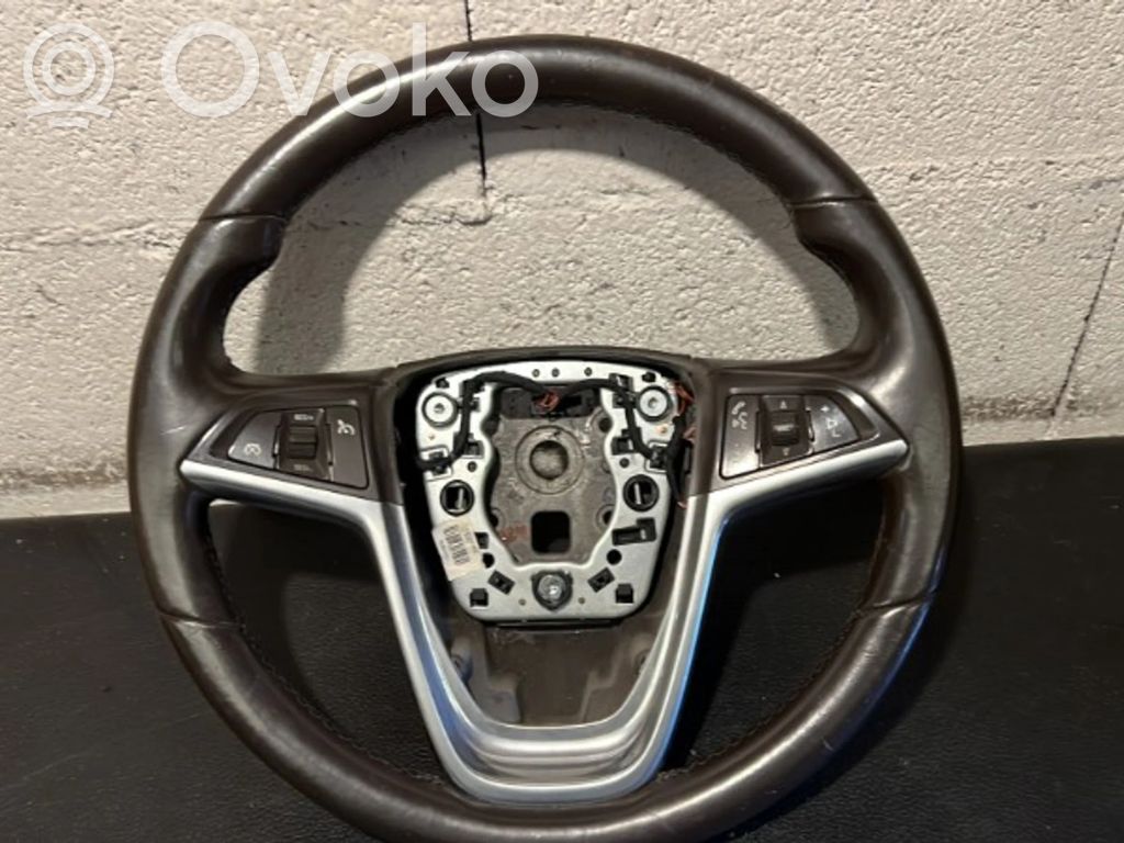 Opel Insignia A Ohjauspyörä 