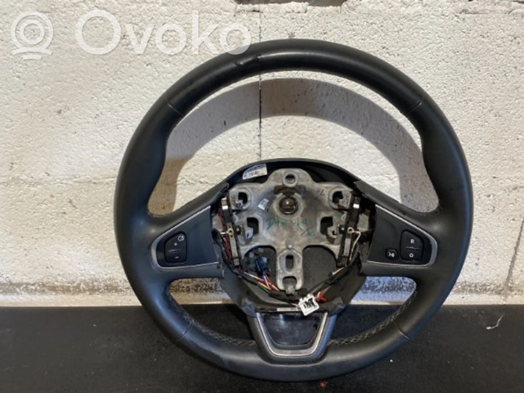 Renault Clio IV Stūre 