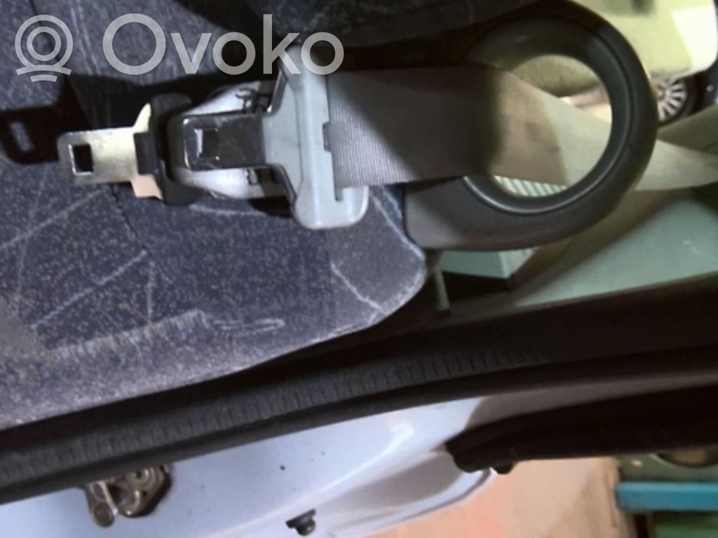 Renault Scenic I Cinturón trasero 