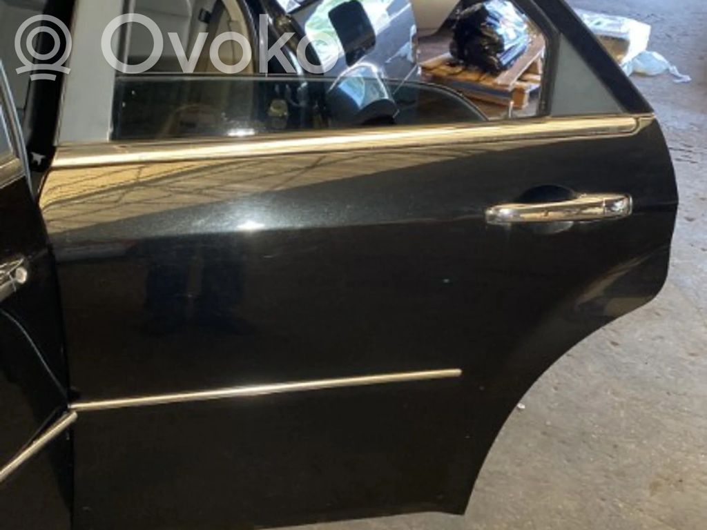 Chrysler 300 - 300C Galinės durys 