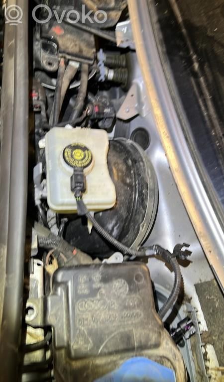 Audi A4 S4 B8 8K Maître-cylindre de frein 