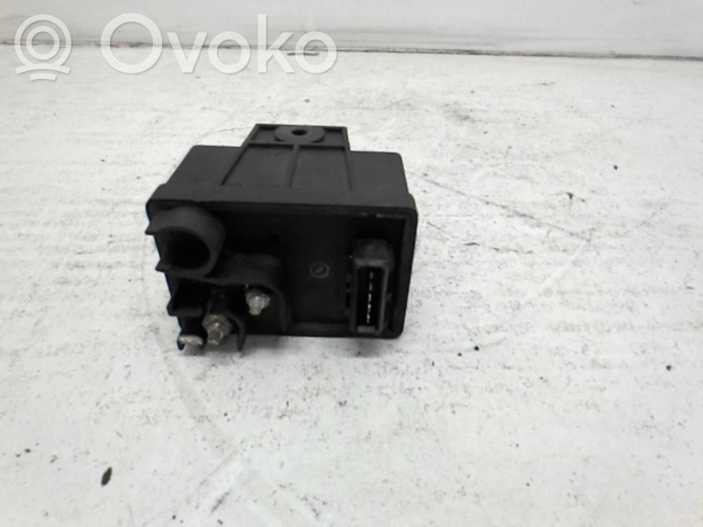 Citroen Evasion Kvēlsveču relejs 