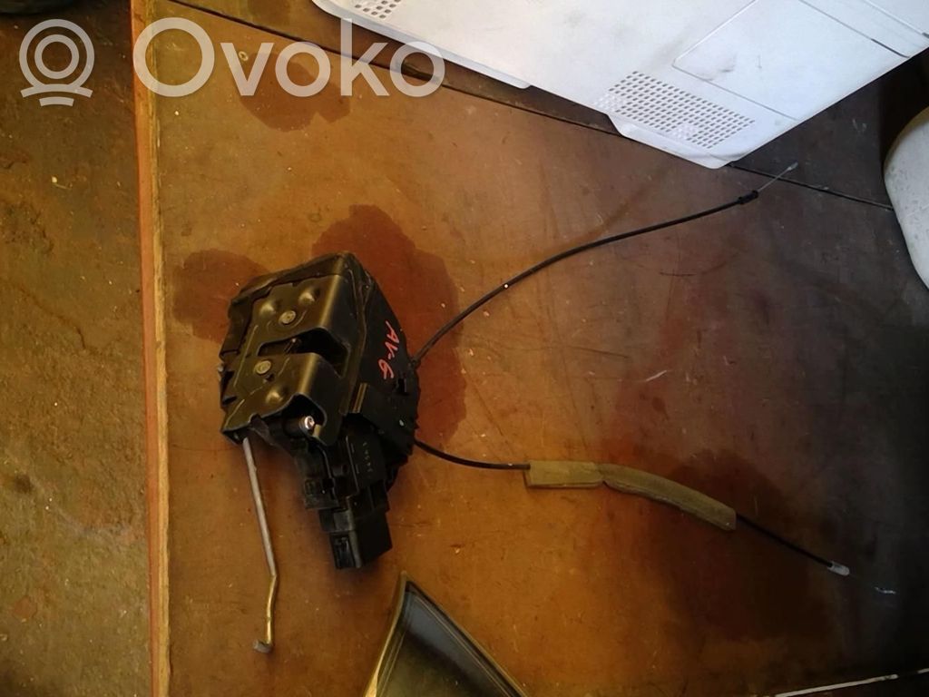 Mazda 3 I Etuoven lukko 