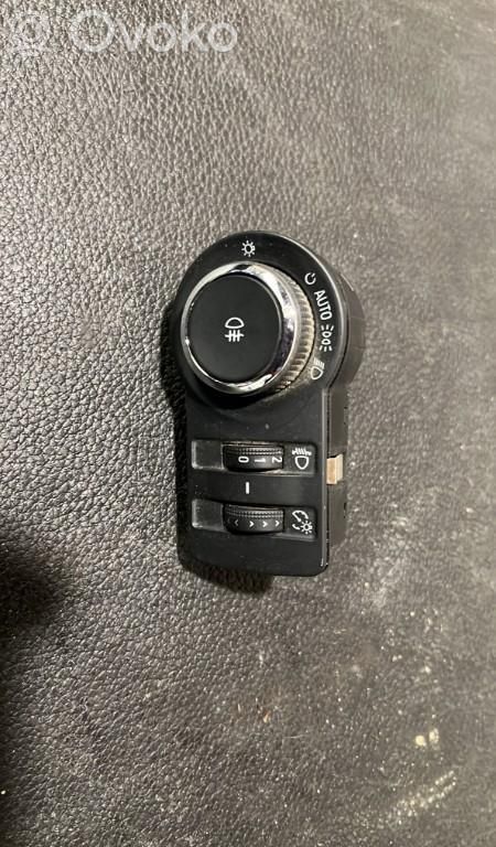 Opel Insignia A Light switch 
