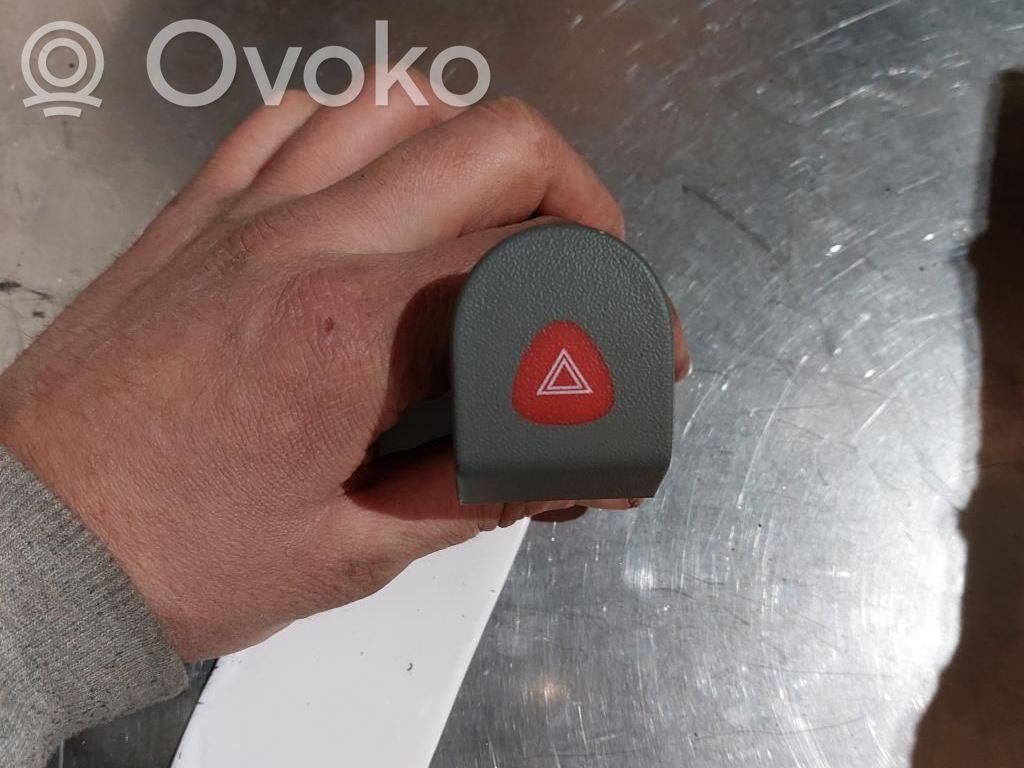 Renault Kangoo I Hazard light switch 