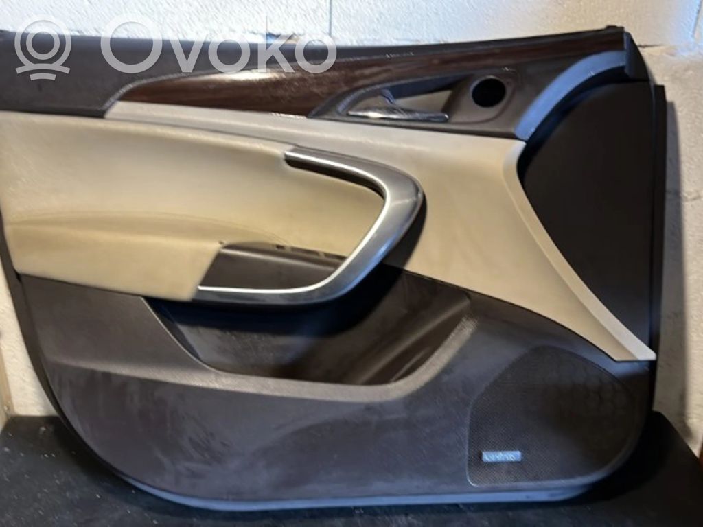 Opel Insignia A Revestimiento de puerta delantera 