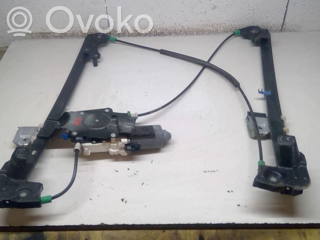 Land Rover Freelander Elektryczny podnośnik szyby drzwi przednich 
