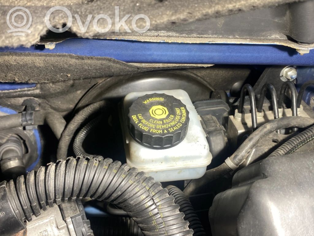 Opel Corsa E Pääjarrusylinteri 
