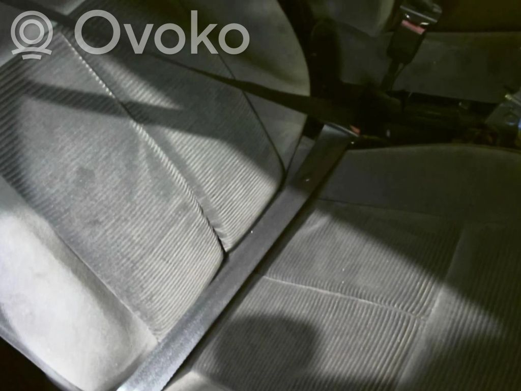 Peugeot 607 Cinturón delantero 