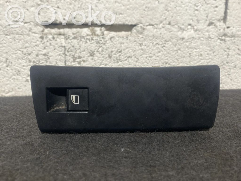 Electric window control switch   61316962507