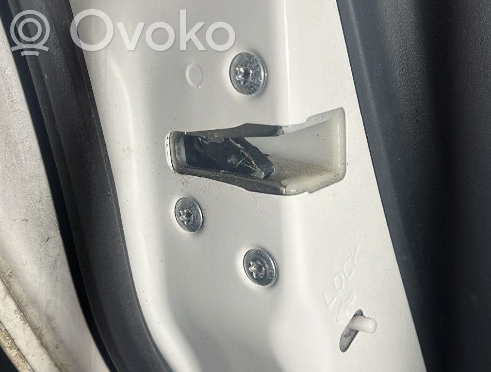 Peugeot iOn Galinių durų spyna 