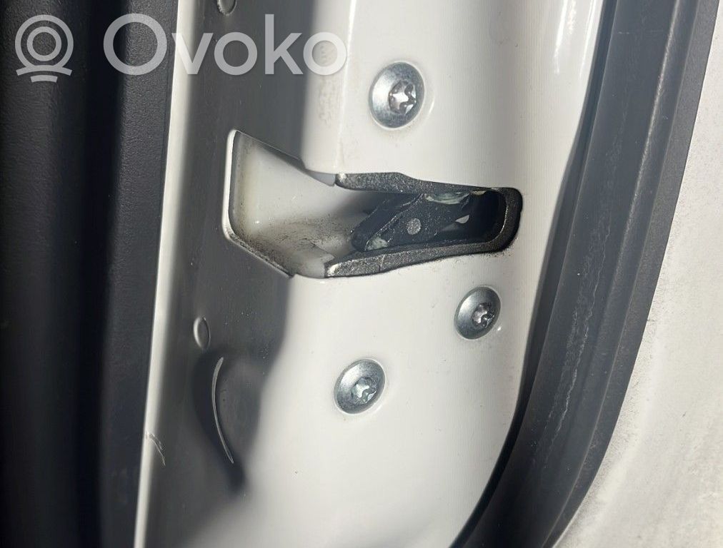 Peugeot iOn Front door lock 