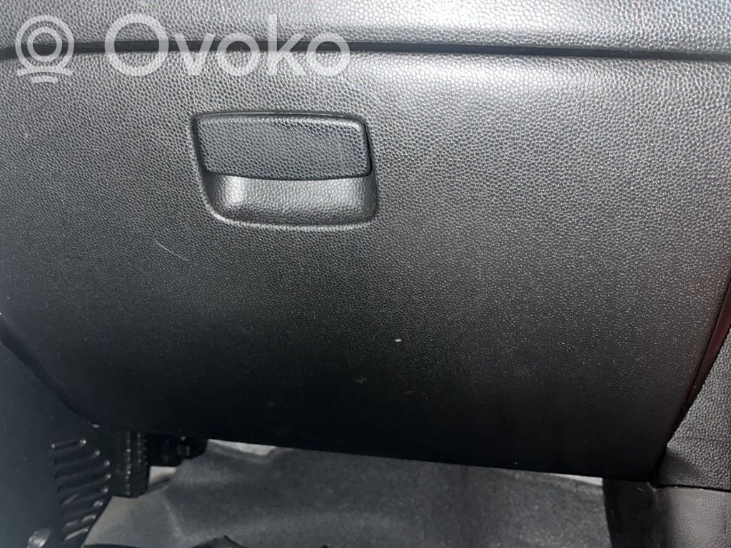 KIA Picanto Juego guantera 