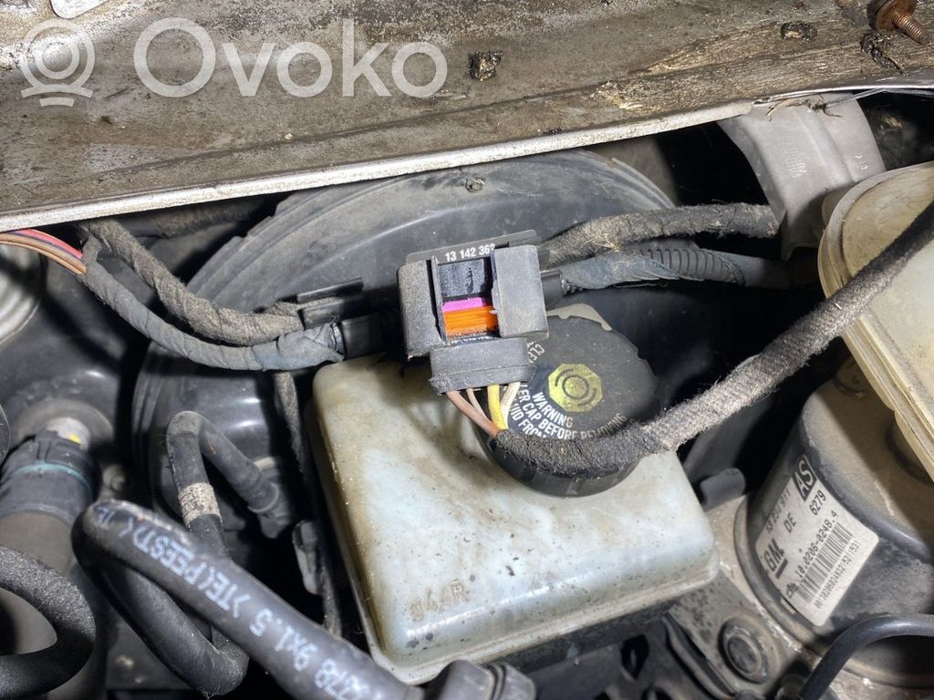 Opel Zafira B Servofrână 