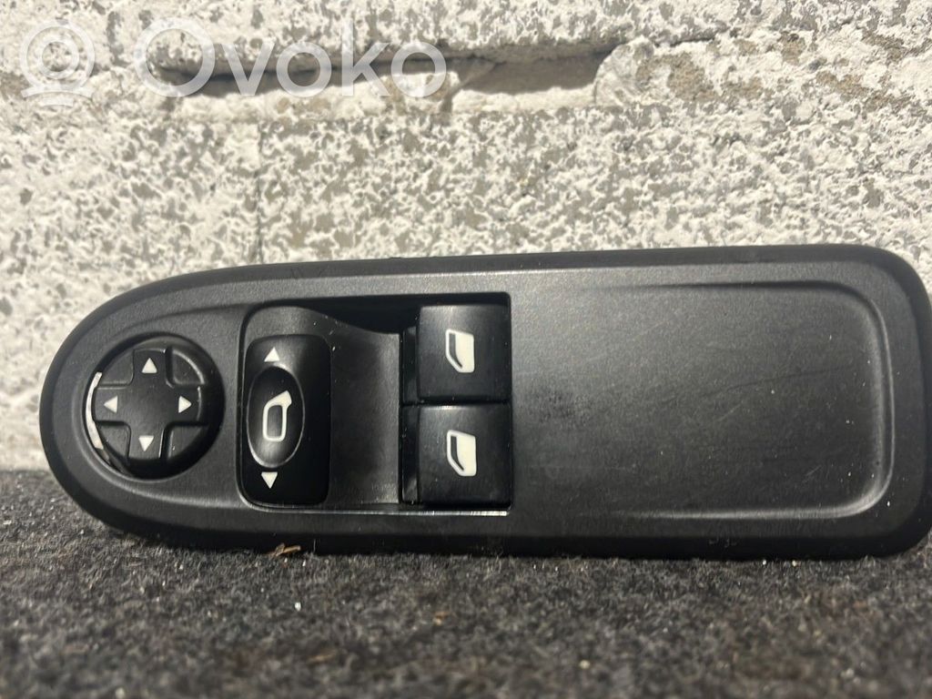 Interruptor del elevalunas eléctrico