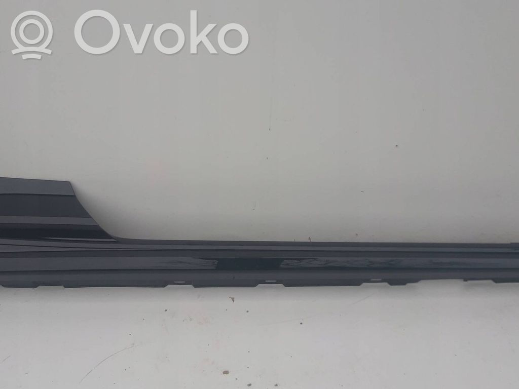 Audi A5 Kynnyksen/sivuhelman lista 