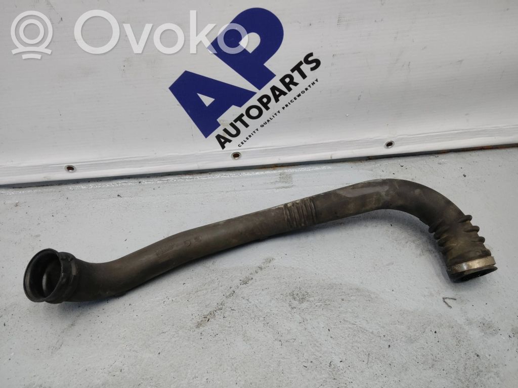 Volvo V40 Air intake hose/pipe 