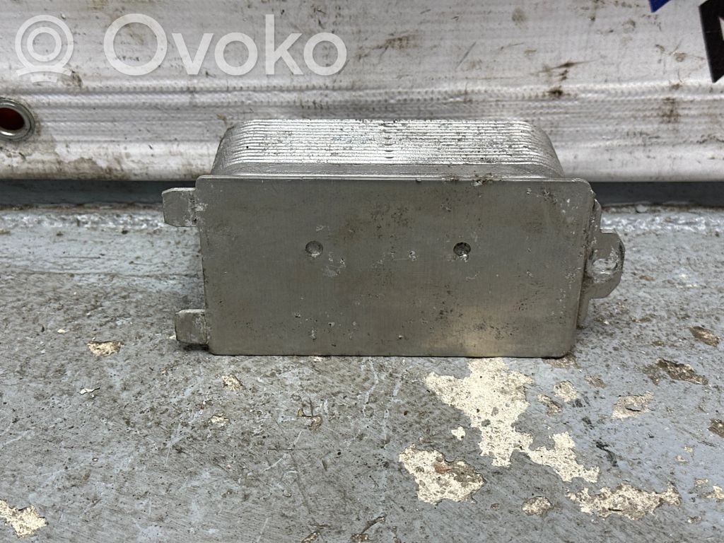 Volvo V40 Chłodnica oleju 
