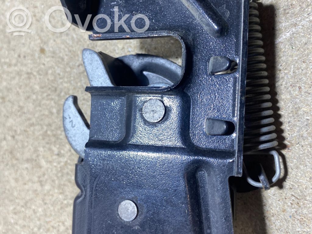BMW 1 F20 F21 Spyna variklio dangčio 