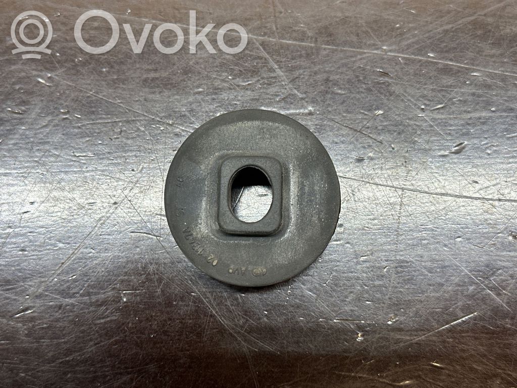 Audi A8 S8 D4 4H Radiator mount bracket 