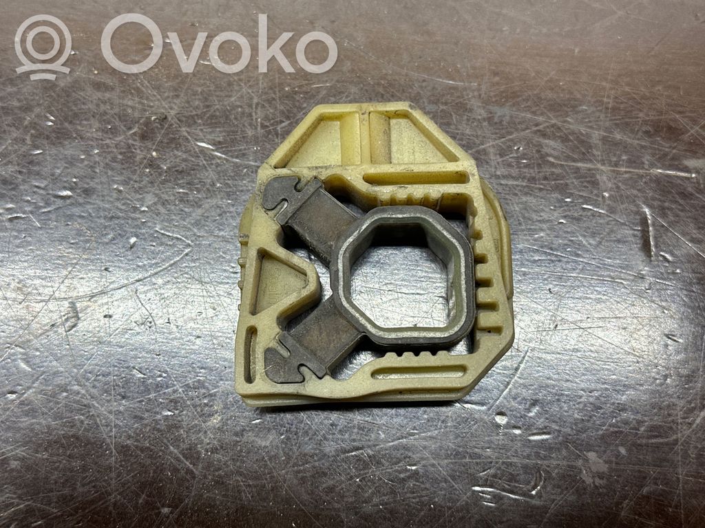 Volkswagen Golf VI Radiator mount bracket 