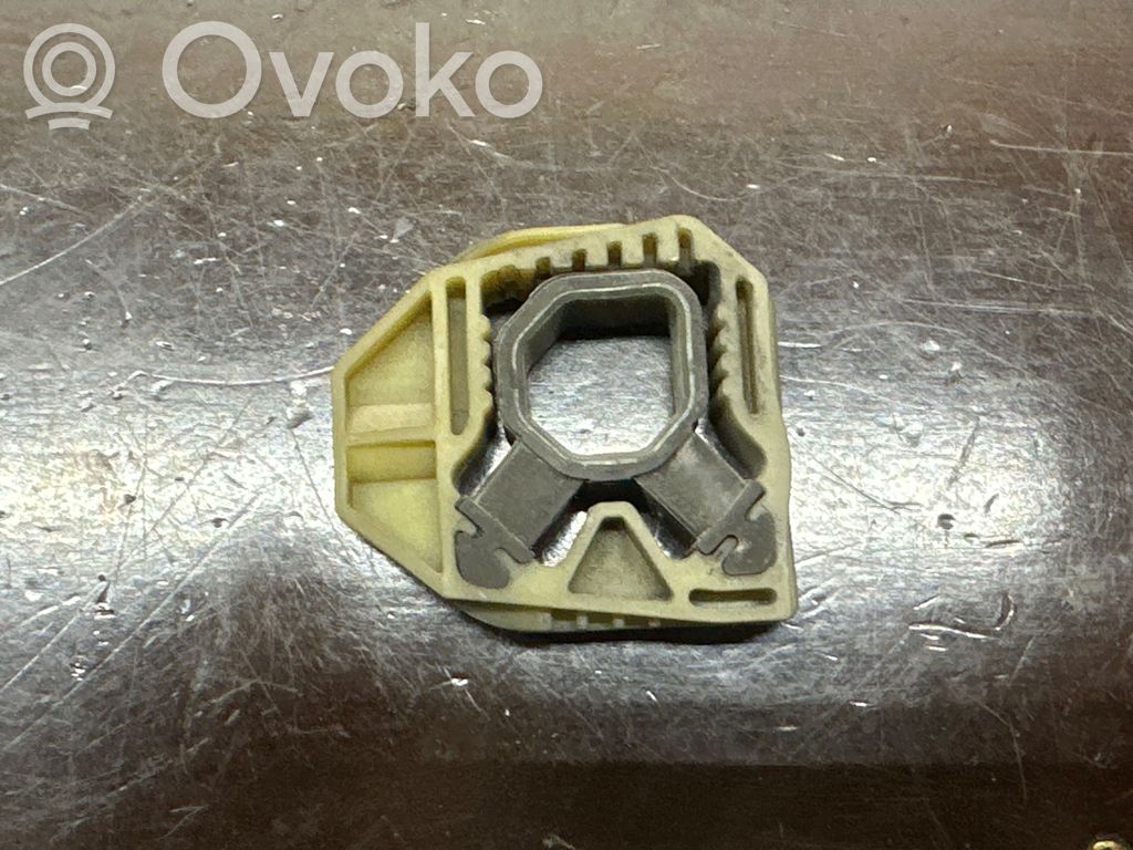 Volkswagen Golf VI Radiator mount bracket 