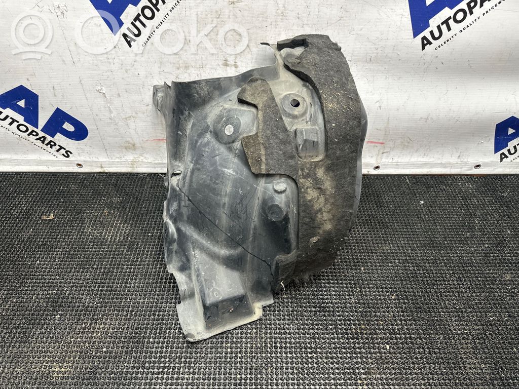 Renault Clio IV Nadkole przednie 