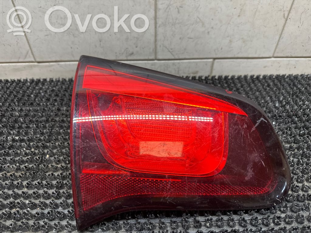 Citroen C3 Aizmugurējais lukturis virsbūvē 