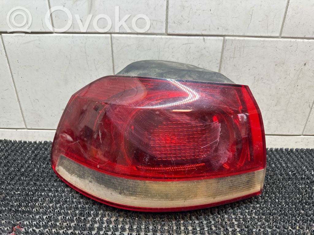 Lampa tylna   5K0945096E