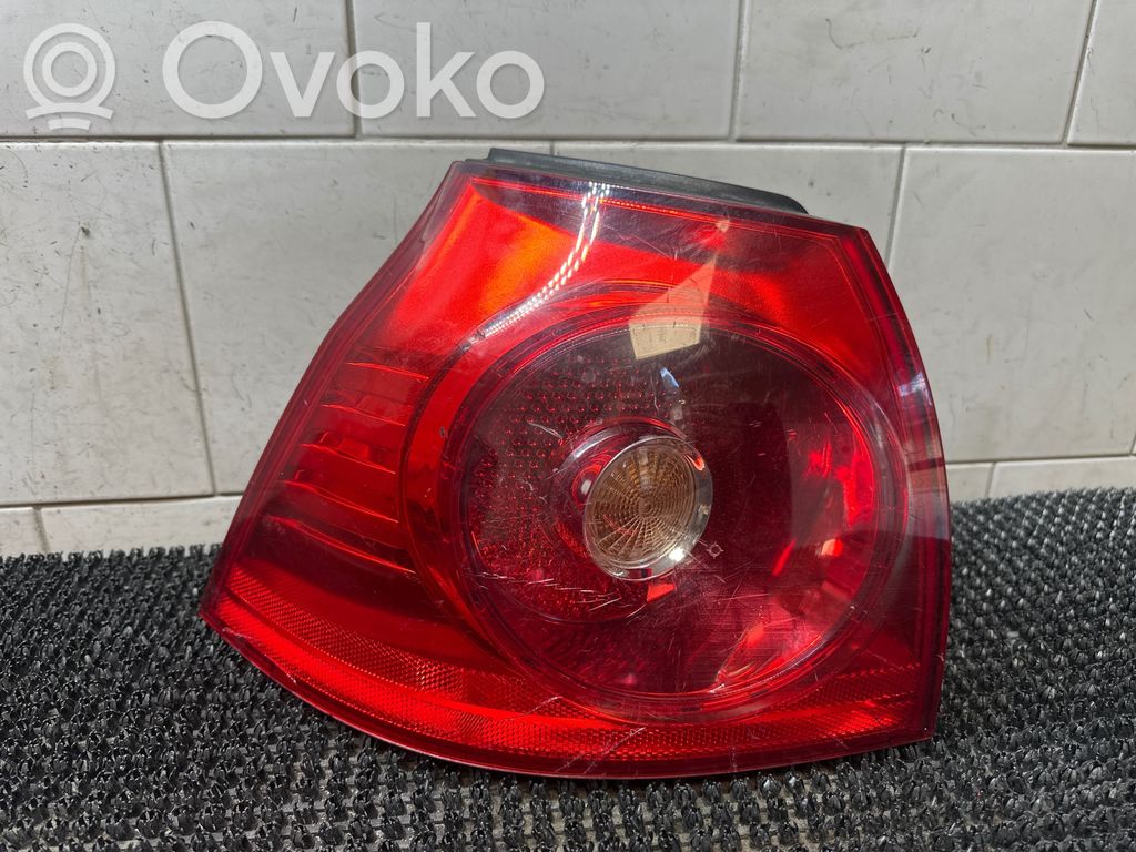 Volkswagen Golf V Rear/tail lights 