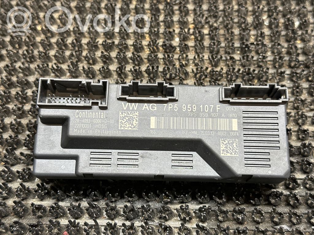 Porsche Cayenne (92A) Tailgate/trunk control unit/module 