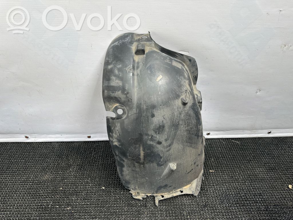 Renault Clio IV Nadkole przednie 