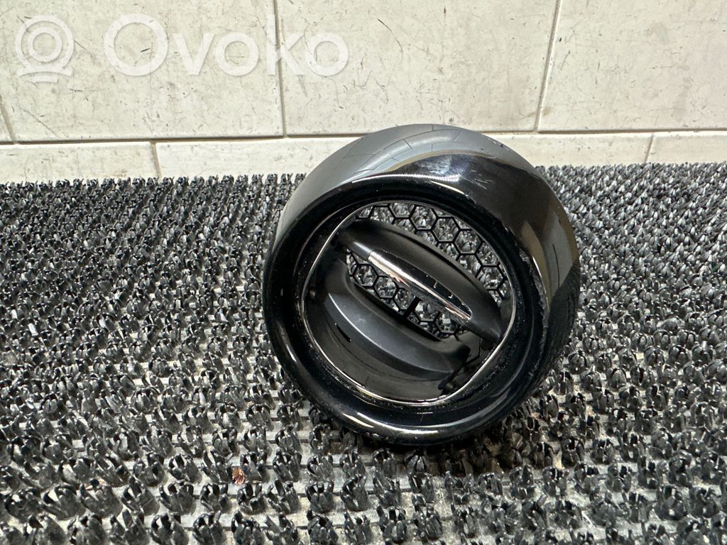 Renault Captur Dashboard side air vent grill/cover trim 