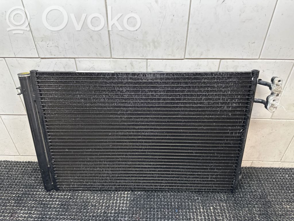 BMW 3 E90 E91 Gaisa kondicioniera dzeses radiators 