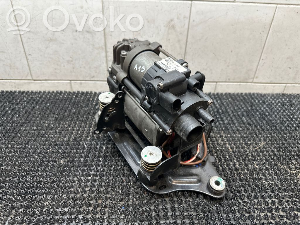 Audi Q7 4M Compressore/pompa sospensioni pneumatiche 
