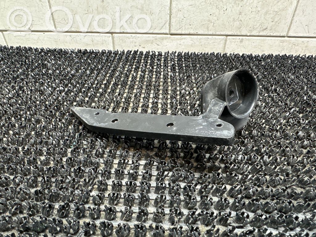 BMW 3 E90 E91 Fender mounting bracket 