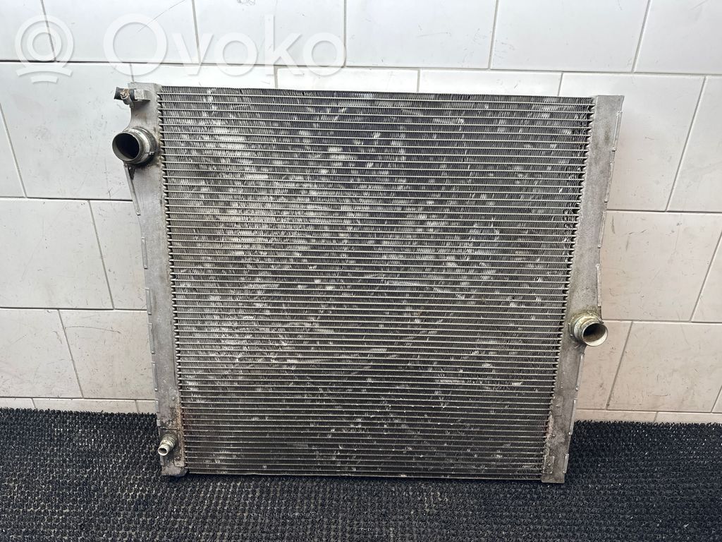 BMW X5 E70 Coolant radiator 