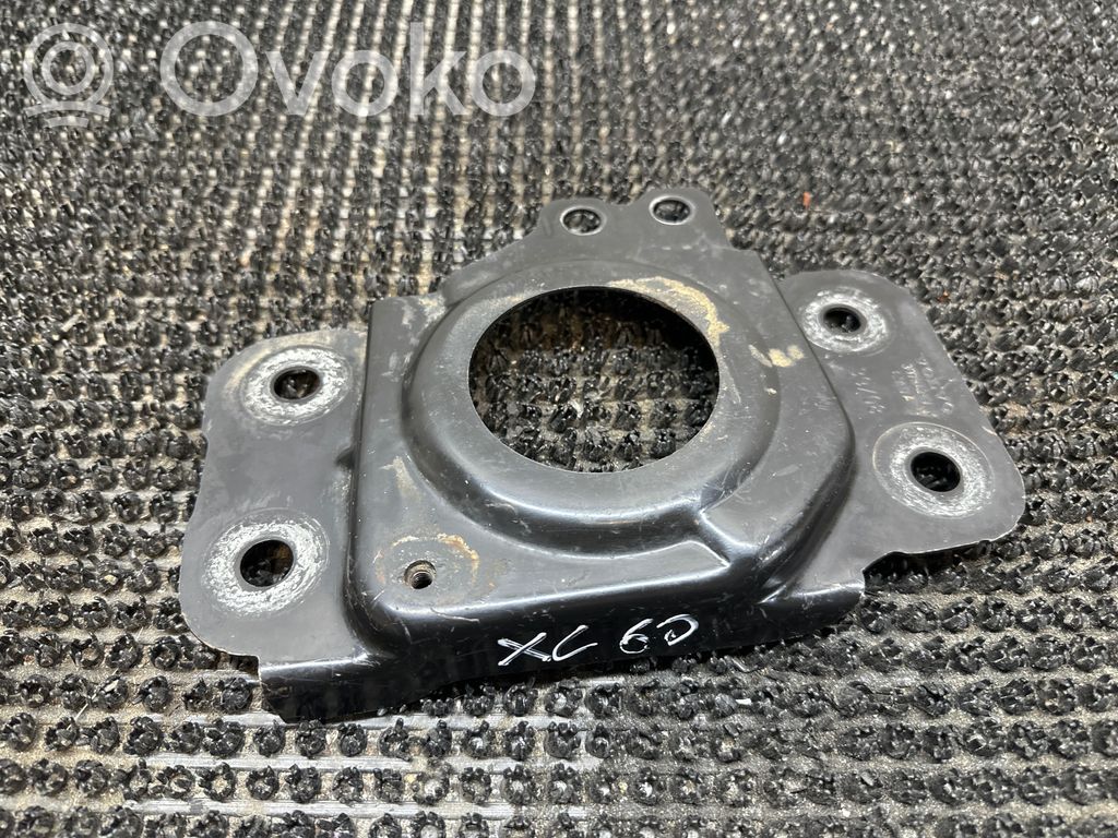 Volvo XC60 Other engine bay part 