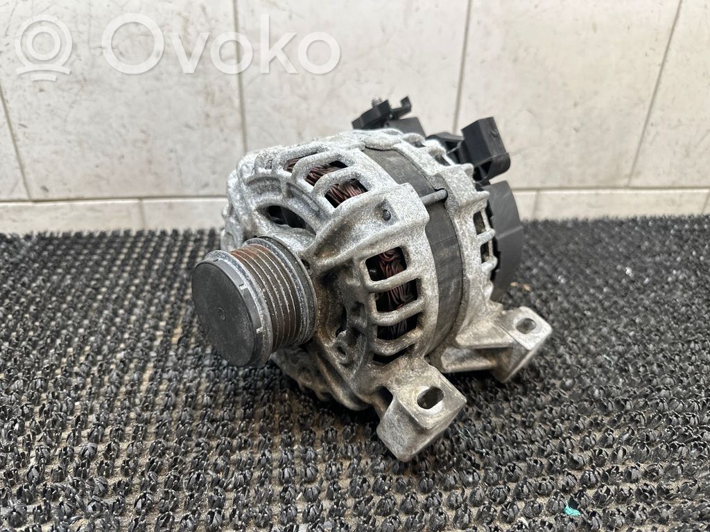 Volvo V40 Cross country Ģenerators 