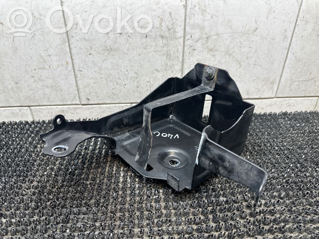 Volvo V40 Cross country Battery tray 