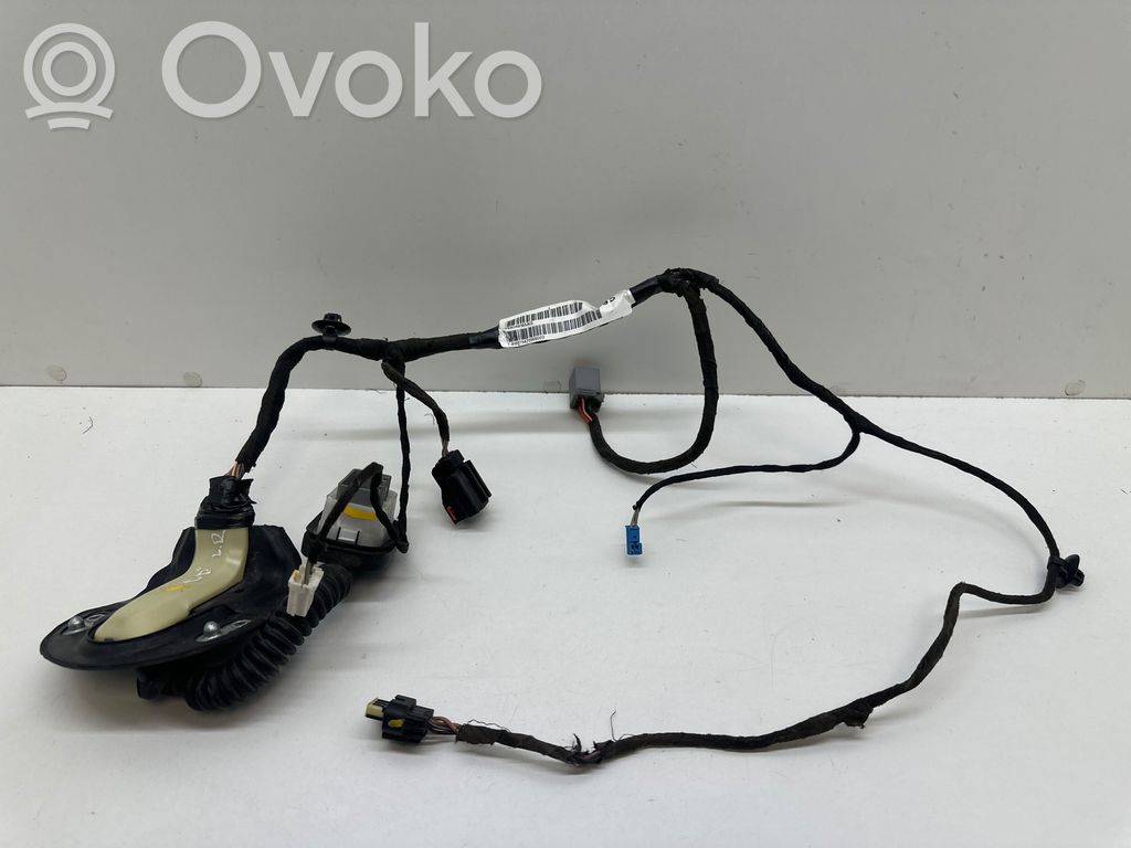 Cableado de puerta trasera   68049195AG