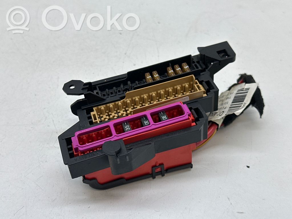 Audi A5 Sportback 8TA Fuse module 