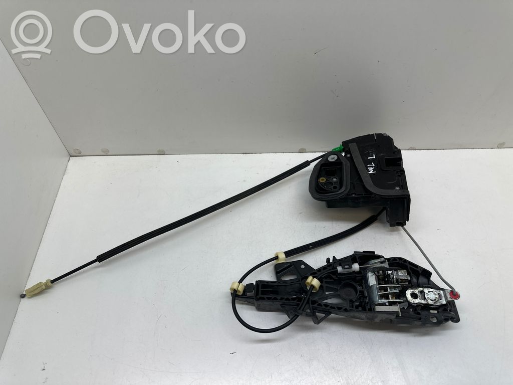 Chevrolet Malibu Front door lock 