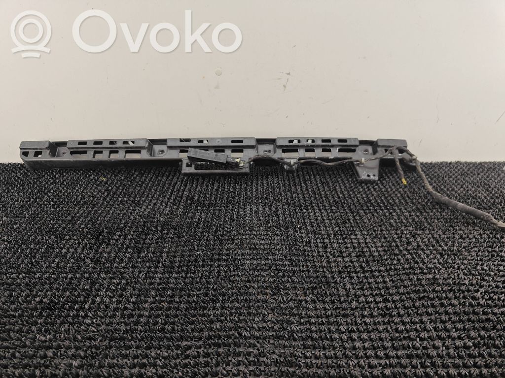 Chevrolet Malibu Takapuskurin kannake 