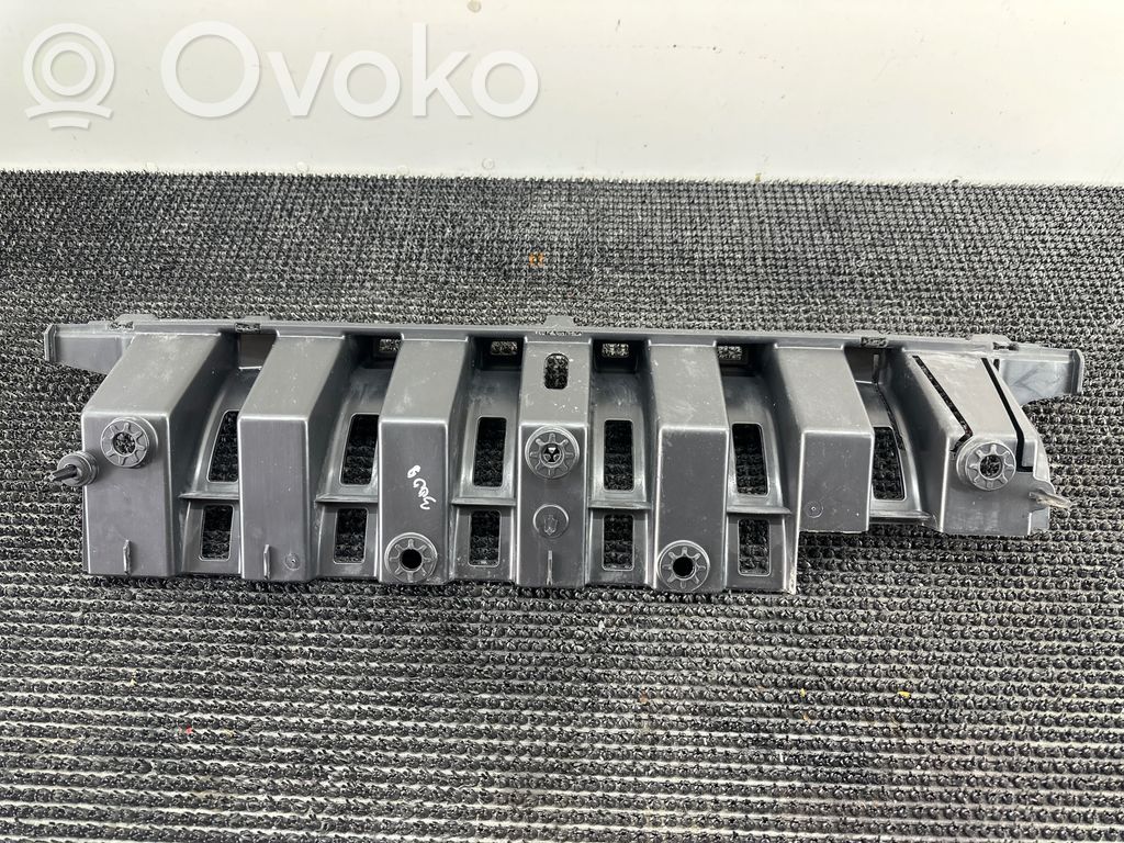 Peugeot 3008 I Soporte de montaje del parachoques trasero 