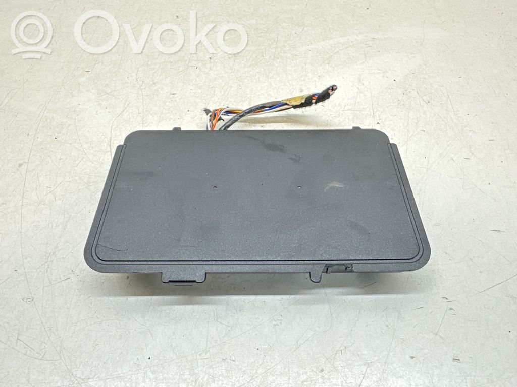 Ford Transit -  Tourneo Connect Wireless charging module 