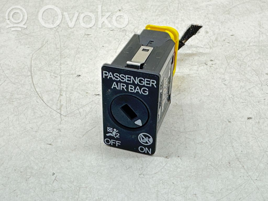 Ford Transit -  Tourneo Connect Interruptor de encendido/apagado del airbag de pasajero 