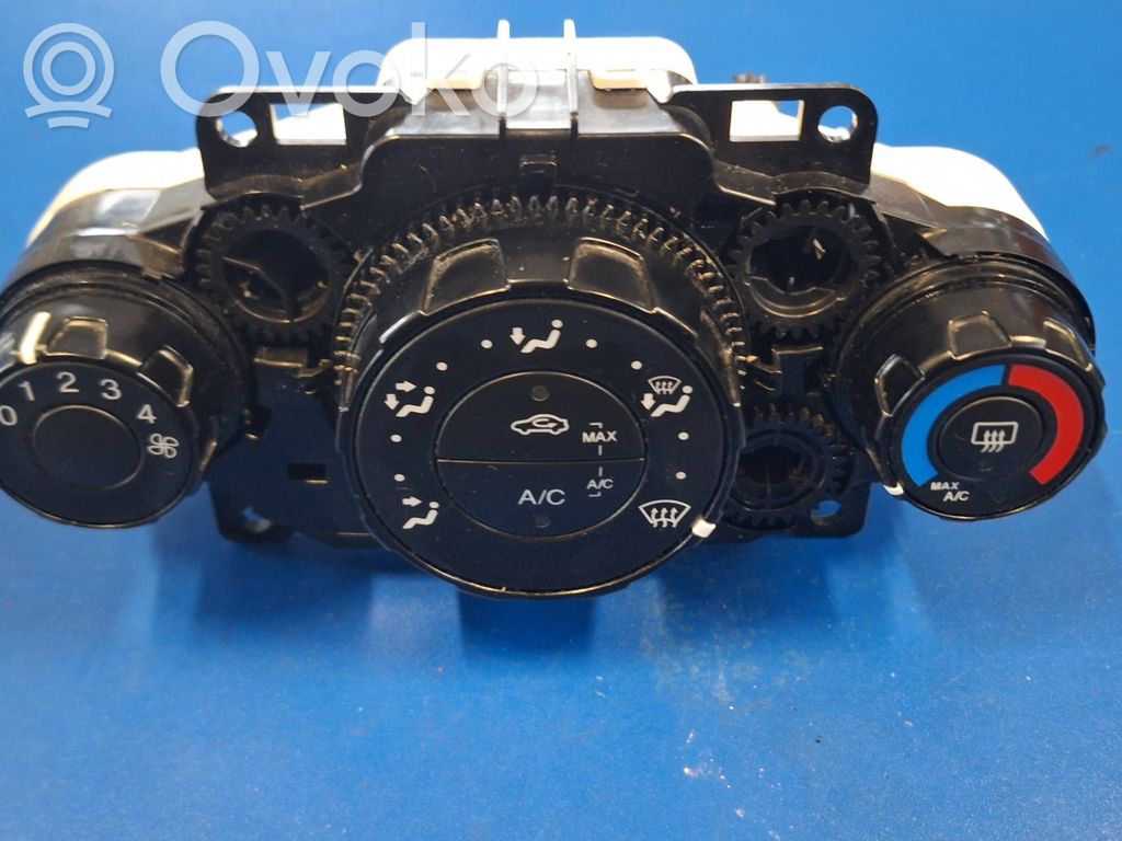 Ford Fiesta Air conditioner control unit module 