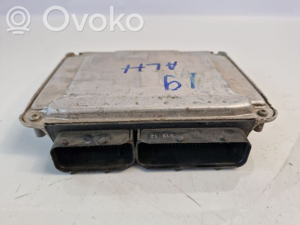 Volkswagen Golf IV Unitate/modul de control motor 